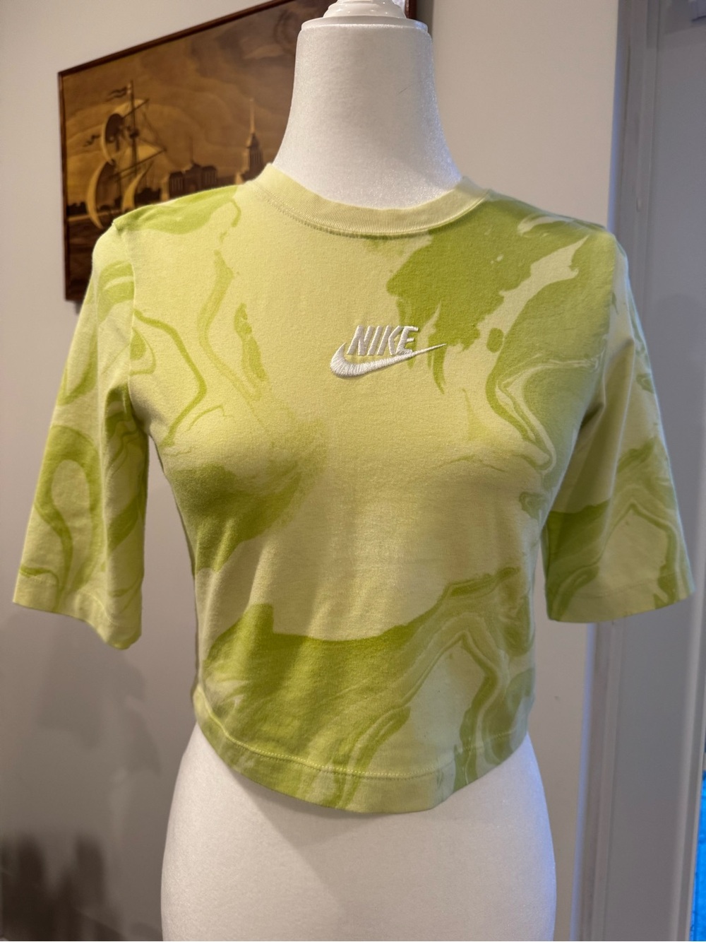 Nike Sportswear Women's Crop Top Shirt Size M Medium Green Marble Cloud CW4788-7